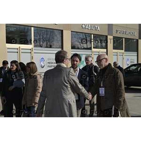 Tiziano Manzoni/LaPresse 24-1- 2025 Italia Cronaca Bergamo inaugurato ufficialmente Habilita Sport Medicine Presidente Dott. Roberto Rusconi e Direttore Generale Andrea Rusconi con gli sportivi De Ron e Dovizioso