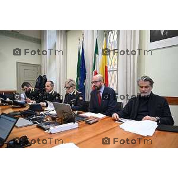 Tiziano Manzoni/LaPresse 7-1 2025 Italia Cronaca Bergamo conferenza stampa dati polizia locale 2024 assessore alla Sicurezza Giacomo Angeloni, il vicesindaco e già assessore alla Sicurezza Sergio Gandi, la comandante della Polizia Locale Monica Porta con i coordinatori dei diversi Servizi.