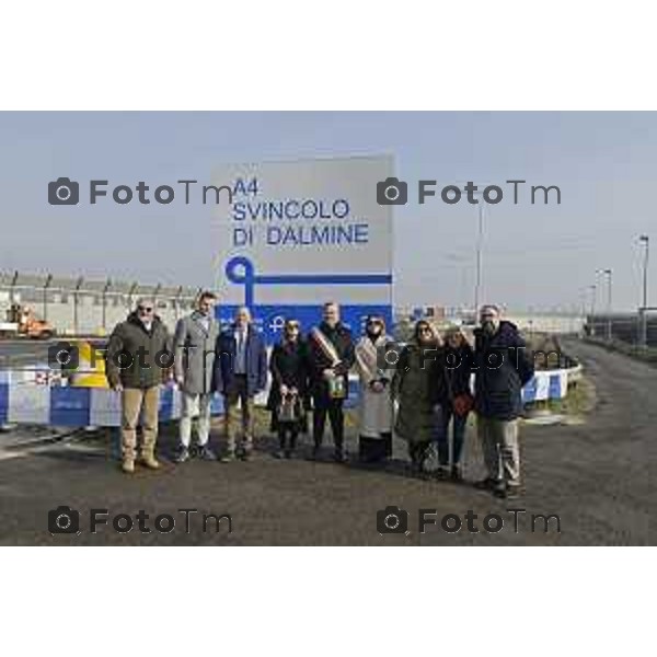 Tiziano Manzoni/LaPresse 21-2- 2025 Italia Cronaca Bergamo l’Assessore Regionale alle Infrastrutture e Opere Pubbliche Claudia Terzi, il Sindaco di Dalmine Francesco Bramani, e i rappresentanti di Autostrade per l’Italia, tra cui il Direttore Ingegneria e Realizzazione, Luca Fontana. Tangorra Simone.