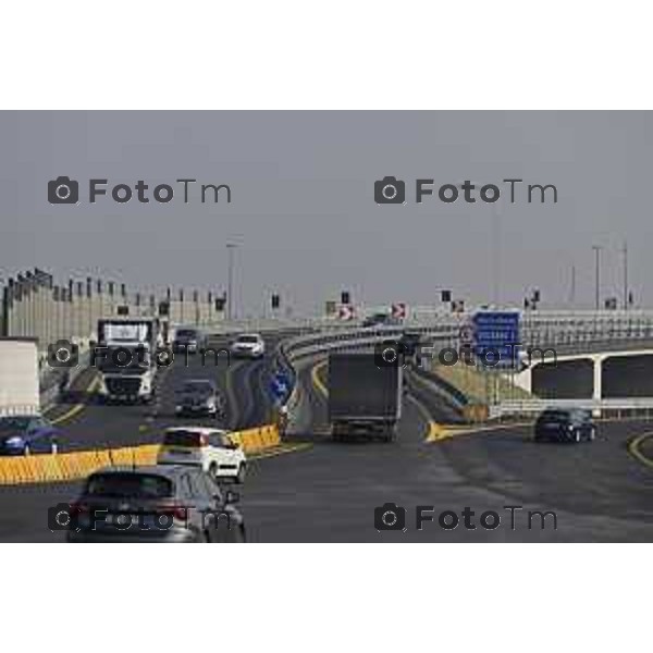 Tiziano Manzoni/LaPresse 21-2- 2025 Italia Cronaca Bergamo l’Assessore Regionale alle Infrastrutture e Opere Pubbliche Claudia Terzi, il Sindaco di Dalmine Francesco Bramani, e i rappresentanti di Autostrade per l’Italia, tra cui il Direttore Ingegneria e Realizzazione, Luca Fontana. Tangorra Simone.