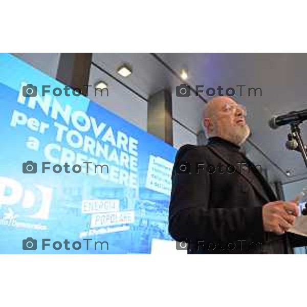 Tiziano Manzoni/LaPresse 22-2- 2025 Italia Cronaca Kilometro Rosso Bergamo Innovare per tornare a crescere Convention di energia popolare sul futuro delle imprese e del lavoro Stefano Bonaccini
