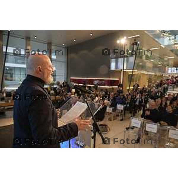 Tiziano Manzoni/LaPresse 22-2- 2025 Italia Cronaca Kilometro Rosso Bergamo Innovare per tornare a crescere Convention di energia popolare sul futuro delle imprese e del lavoro Stefano Bonaccini
