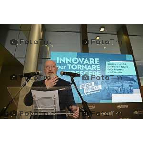 Tiziano Manzoni/LaPresse 22-2- 2025 Italia Cronaca Kilometro Rosso Bergamo Innovare per tornare a crescere Convention di energia popolare sul futuro delle imprese e del lavoro Stefano Bonaccini