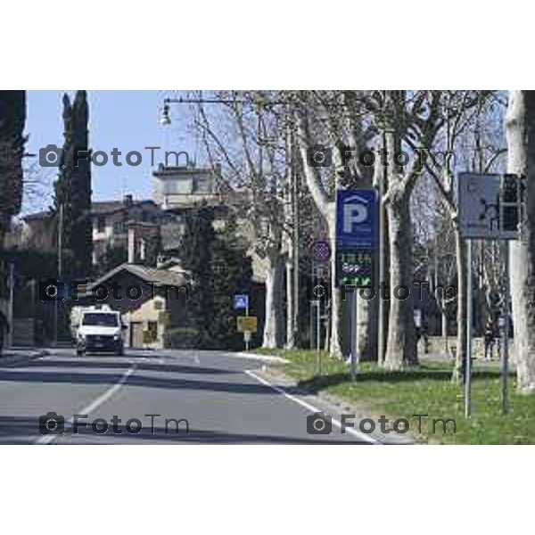 Tiziano Manzoni/LaPresse 4-3- 2025 Italia Cronaca Bergamo Bergamo lavori prato fara città alta per acquedotto ALgua