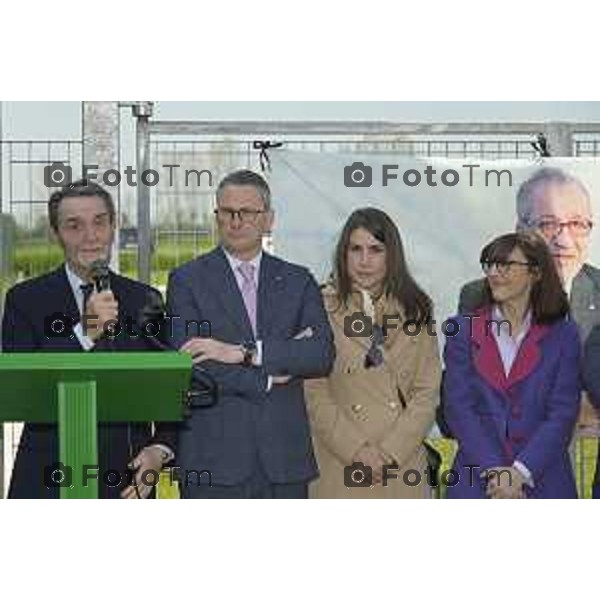 Tiziano Manzoni/LaPresse 04-3- 2025 Italia Cronaca Bergamo Cerimonia di intitolazione dell\'Agri Hub di Spirano a Roberto Maroni Bergamo