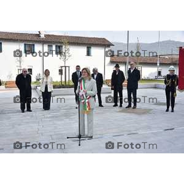 Tiziano Manzoni/LaPresse 12-4- 2025 Italia Cronaca Bergamo Elena Carnevali, l’assessore alla Rigenerazione urbana Francesco Valesini, l’assessora al Verde Oriana Ruzzini e l’assessore ai Lavori pubblici Ferruccio Rota.