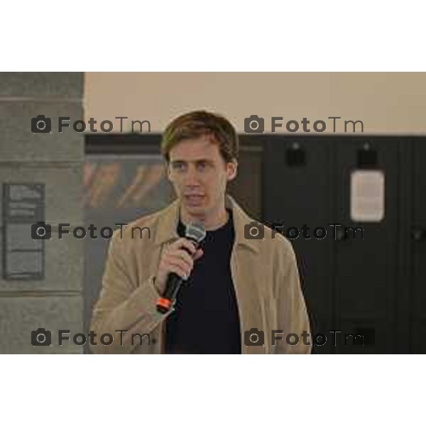 Tiziano Manzoni/LaPresse 15-4- 2025 Italia Cronaca Bergamo DE BELLO Notes on War and Peace esposizione collettiva di gres art 671: parla di guerra, di umanità, di popoli e di emozioni, di storia e di attualità, sostenendo l\'urgenza della pace. Francesca Acquati Roberto Pesenti