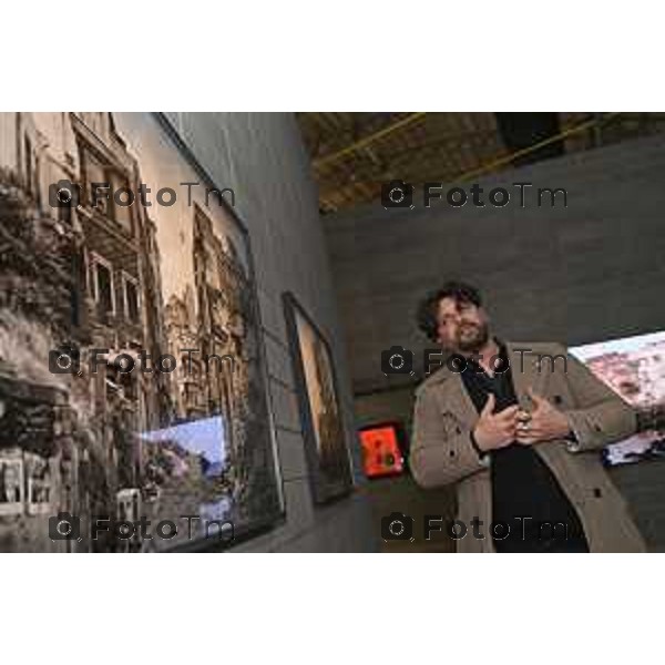 Bergamo Mostra De Bello Notes on War and Peace gres art 671 Gabriele Micalizzi