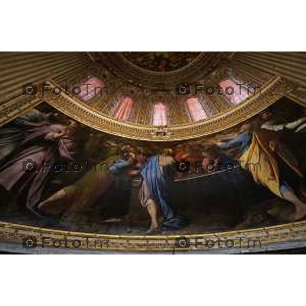 Tiziano Manzoni/LaPresse 16-4- 2025 Italia Cronaca Bergamo Elena Carnevali,Bergamo Restaurato dipinto di Camillo Procaccini nella Basilica di Santa Maria Maggiore.