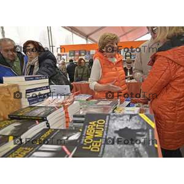 Tiziano Manzoni/LaPresse 19-4- 2025 Italia Cronaca Bergamo Bergamo ’inaugurazione della 66° Fiera dei Librai Bergamo libri paravisi