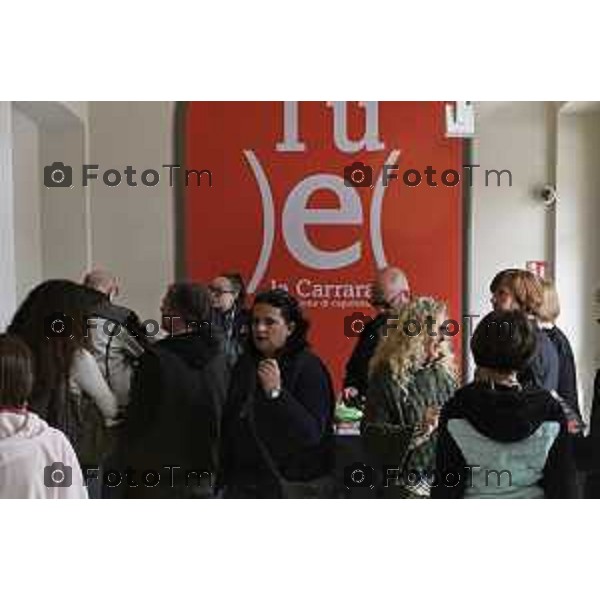 Tiziano Manzoni/LaPresse 21-4- 2025 Italia Cronaca Bergamo Accademia carrara ingresso code gente lotto