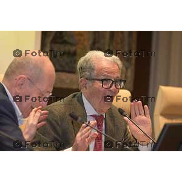 Tiziano Manzoni/LaPresse 23-4- 2025 Italia Cronaca Bergamo Bergamo Romano Prodi presenta il libro