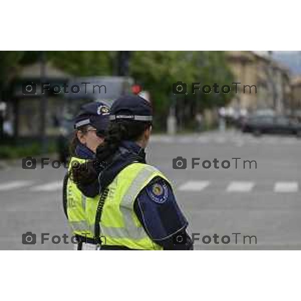 Tiziano Manzoni/LaPresse 24-4- 2025 Italia Cronaca Bergamo Bergamo polizia locale vigili di quartiere