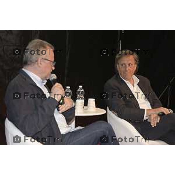 Tiziano Manzoni/LaPresse 30-4- 2025 Italia Cronaca Bergamo fiera dei librai Francesco Battistini Inviato corriere d s. Can Zapperi Cesare