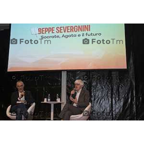 Tiziano Manzoni/LaPresse302-4- 2025 Italia Cronaca Bergamo fiera dei librai Beppe Severgnini Inviato corriere d s.