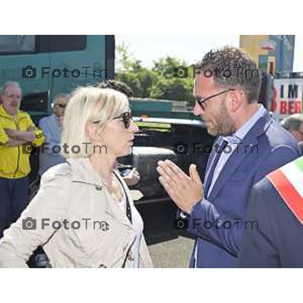 Tiziano Manzoni/LaPresse 30-4- 2025 Italia Cronaca BergamoBoltiere Bg Inaugurazione Variante Caludia Terzi e Mauro Bonomelli (capogruppo) – Viabilità e Infrastrutture