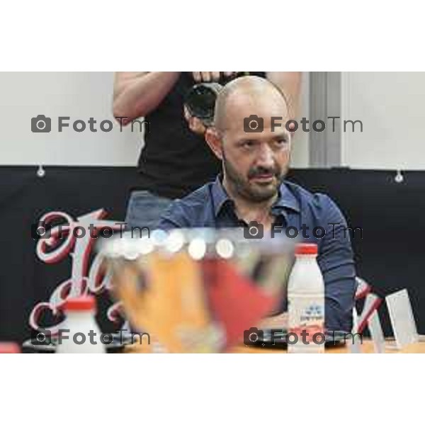 Tiziano Manzoni/LaPresse 4-5- 2025 Italia Cronaca Bergamo Chiuduno Tatoo fiera 4 tappa del Campionato italiano super hot mangiatori di peperoncino creato da Giancarlo Gasparotto in arte “Jack Pepper”, primo classificato Giovanni Mora.
