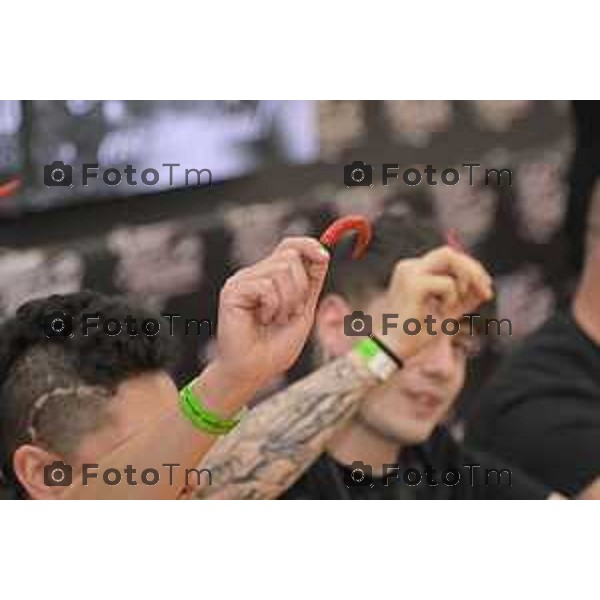 Tiziano Manzoni/LaPresse 4-5- 2025 Italia Cronaca Bergamo Chiuduno Tatoo fiera 4 tappa del Campionato italiano super hot mangiatori di peperoncino creato da Giancarlo Gasparotto in arte “Jack Pepper”, primo classificato Giovanni Mora.