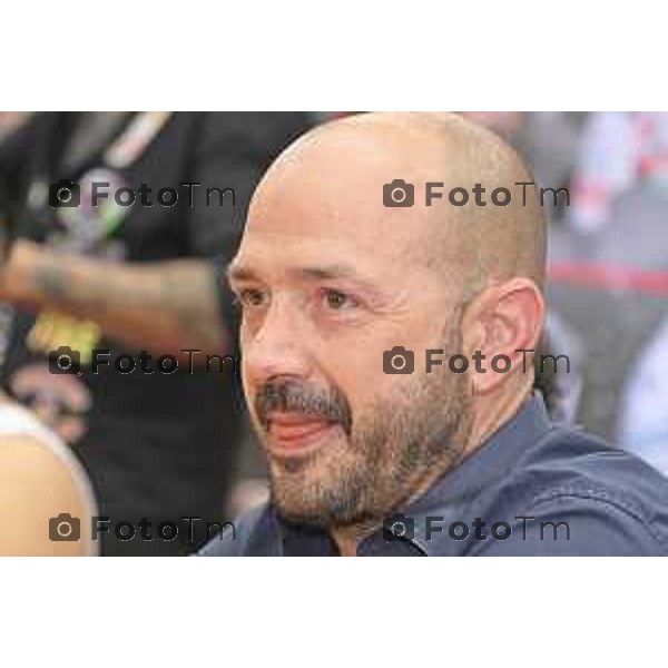 Tiziano Manzoni/LaPresse 4-5- 2025 Italia Cronaca Bergamo Chiuduno Tatoo fiera 4 tappa del Campionato italiano super hot mangiatori di peperoncino creato da Giancarlo Gasparotto in arte “Jack Pepper”, primo classificato Giovanni Mora.