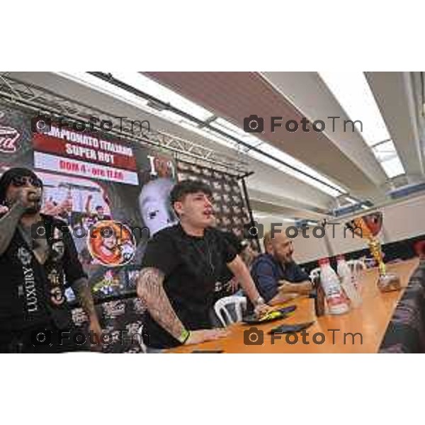 Tiziano Manzoni/LaPresse 4-5- 2025 Italia Cronaca Bergamo Chiuduno Tatoo fiera 4 tappa del Campionato italiano super hot mangiatori di peperoncino creato da Giancarlo Gasparotto in arte “Jack Pepper”, primo classificato Giovanni Mora.