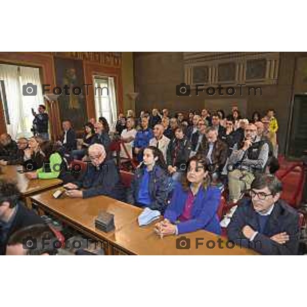 Tiziano Manzoni/LaPresse 12-4- 2025 Italia Cronaca Elena Carnevali,Bergamo Città Europea dello Sport 2027. Difesa della candidatura | Con Assessore Messina e Maurizia Cacciatori.