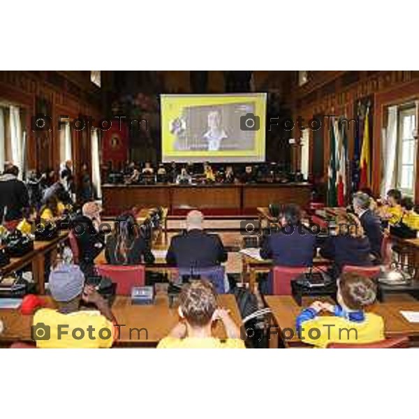 Tiziano Manzoni/LaPresse 12-4- 2025 Italia Cronaca Elena Carnevali,Bergamo Città Europea dello Sport 2027. Difesa della candidatura | Con Assessore Messina e Maurizia Cacciatori.