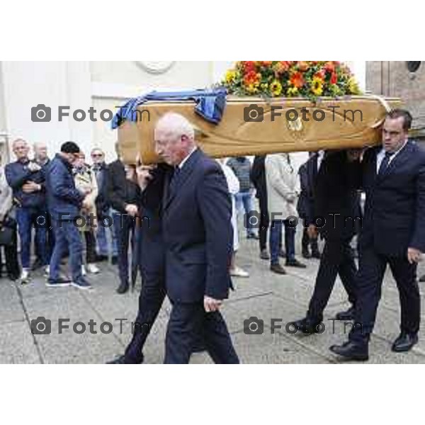 Tiziano Manzoni/LaPresse 10-5 2025 Italia CronacaStezzano funerale Oliviero Garlini ex giocatore Atalanta