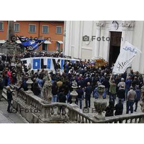 Tiziano Manzoni/LaPresse 10-5 2025 Italia CronacaStezzano funerale Oliviero Garlini ex giocatore Atalanta