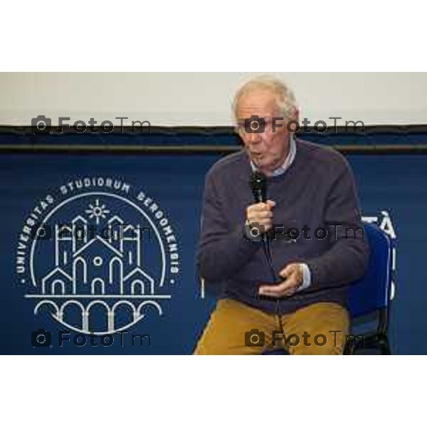 Tiziano Manzoni/LaPresse 15-5- 2025 Italia Cronaca l’Università degli studi di Bergamo incontra Bruno Bozzetto, maestro dell’animazione e fondatore dello Studio Bozzetto, per riflettere su temi d’attualità come la convivenza tra popoli e tra forme di vita.