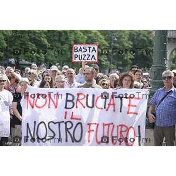 Tiziano Manzoni/LaPresse 17-5- 2025 Italia Cronaca Bergamo Movimento Cinque Stelle e 45 comuni bergamaschi, per dire no all’inceneritore di Montello