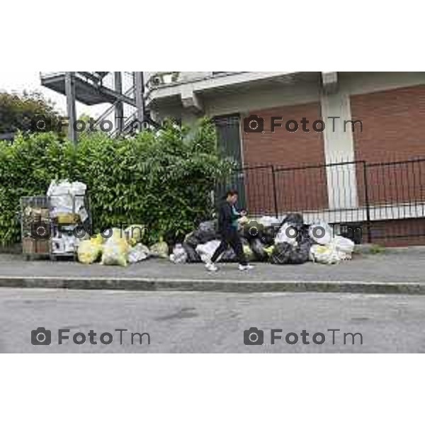 Tiziano Manzoni/LaPresse 21-5- 2025 Italia Cronaca Bergamo Bergamo immondizia differenziata raccolta rifiuti