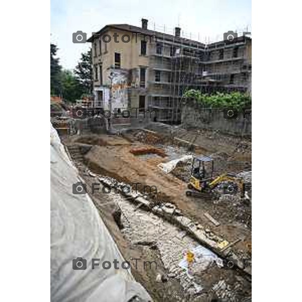 Tiziano Manzoni/LaPresse 21-5- 2025 Italia Cronaca Bergamo, tour in cantiere Progetto di rigenerazione urbana Ex Canossiane Orti Nuovi Project Manager Andrea Murciano