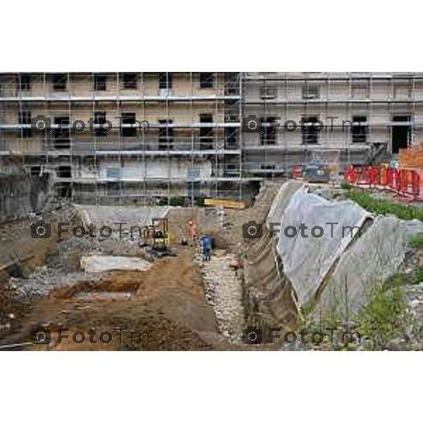 Tiziano Manzoni/LaPresse 21-5- 2025 Italia Cronaca Bergamo, tour in cantiere Progetto di rigenerazione urbana Ex Canossiane Orti Nuovi Project Manager Andrea Murciano