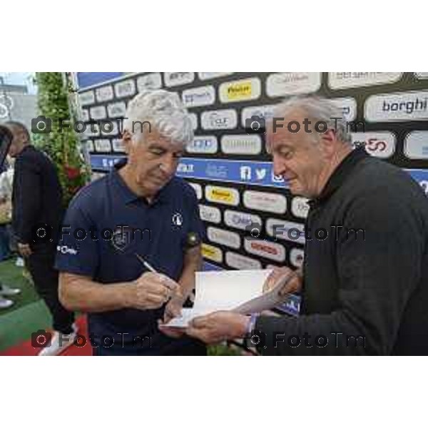 Tiziano Manzoni/LaPresse 23-5- 2025 Italia Cronaca Bergamo Bergamo Gasperini ospite dell’Accademia dello Sport De Roon e De Ketelaere
