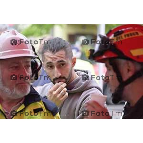 Tiziano Manzoni/LaPresse 25-5- 2025 Italia Cronaca Bagnatica Bg Esplosione famiglia ustio un vicino con casa non piu agibile nata 42 persone fuori casa