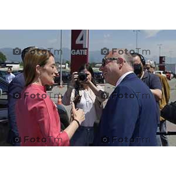Tiziano Manzoni/LaPresse 29-5- 2025 Italia Cronaca Bergamo presidente del Parlamento Europeo Roberta Metsola al Kilometro rosso, il distretto dell\'innovazione di cui Brembo è motoree il vicepremier Antonio Tajani accolti da Alberto Bombassei.