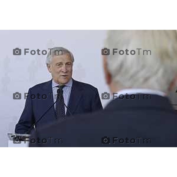 Tiziano Manzoni/LaPresse 29-5- 2025 Italia Cronaca Bergamo presidente del Parlamento Europeo Roberta Metsola al Kilometro rosso, il distretto dell\'innovazione di cui Brembo è motoree il vicepremier Antonio Tajani accolti da Alberto Bombassei.