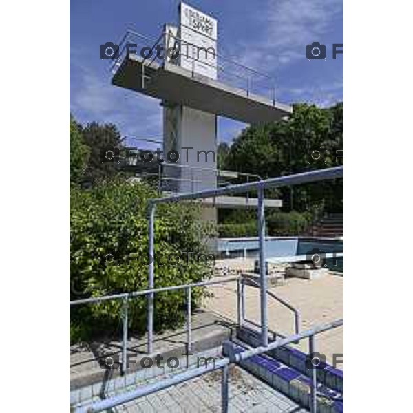 Tiziano Manzoni/LaPresse 31-5- 2025 Italia Cronaca Bergamo Impianti sportivi Italcementi piscine esterne e interne 2025 ultimo giorno dopo il lavoro di rinnovo che durera due anni