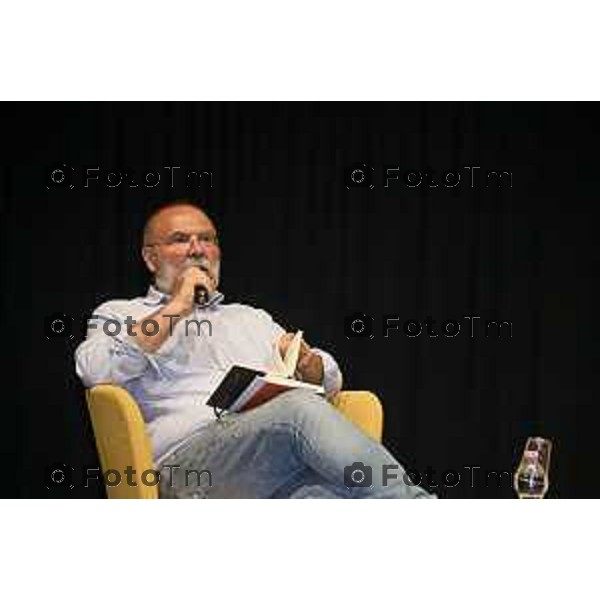 Tiziano Manzoni/LaPresse 3-6- 2025 Italia Cronaca BergamoBergamo Cult! – Auditorium di Piazza della Libertà Davide Ferrario presenta il libro