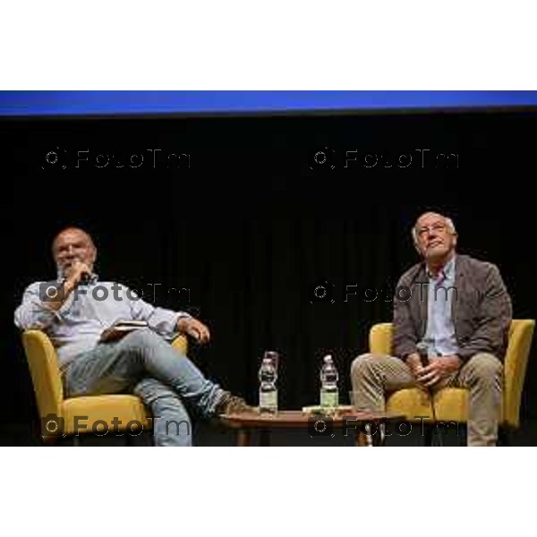 Tiziano Manzoni/LaPresse 3-6- 2025 Italia Cronaca BergamoBergamo Cult! – Auditorium di Piazza della Libertà Davide Ferrario presenta il libro