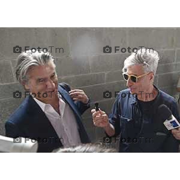 Tiziano Manzoni/LaPresse 6-6- 2025 Italia Cronaca Bergamo Bergamo L\'artista sceglie la città per presentare la mostra "Seasons".Mostra Maurizio Cattelan