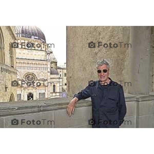 Tiziano Manzoni/LaPresse 6-6- 2025 Italia Cronaca Bergamo Bergamo L\'artista sceglie la città per presentare la mostra "Seasons".Mostra Maurizio Cattelan