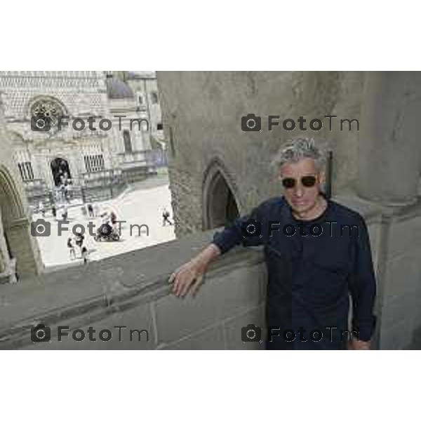 Tiziano Manzoni/LaPresse 6-6- 2025 Italia Cronaca Bergamo Bergamo L\'artista sceglie la città per presentare la mostra "Seasons".Mostra Maurizio Cattelan