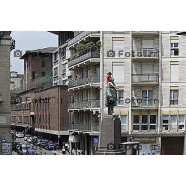 Tiziano Manzoni/LaPresse 6-6- 2025 Italia Cronaca Bergamo Bergamo L\'artista sceglie la città per presentare la mostra "Seasons".Mostra Maurizio Cattelan
