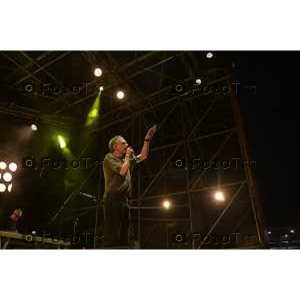 Tiziano Manzoni/LaPresse 6-06- 2025 Bergamo, Italia cronaca CGIL Bergamo. Una serata di musica e partecipazione, con i Planet Funk