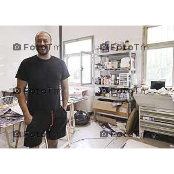 Tiziano Manzoni/LaPresse 7-6- 2025 Italia Cronaca Grassobio Bergamo Intervista all’artista Andrea Mastrovito