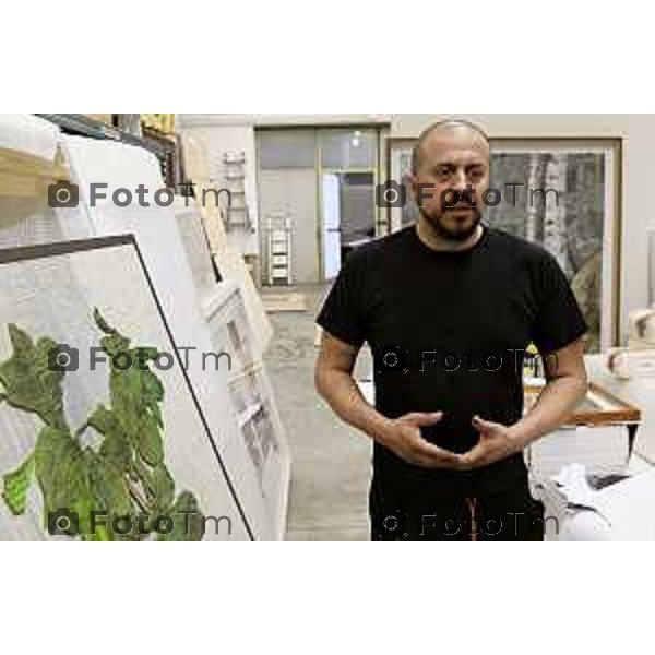 Tiziano Manzoni/LaPresse 7-6- 2025 Italia Cronaca Grassobio Bergamo Intervista all’artista Andrea Mastrovito