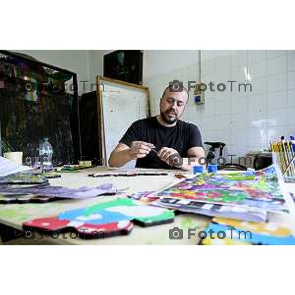 Tiziano Manzoni/LaPresse 7-6- 2025 Italia Cronaca Grassobio Bergamo Intervista all’artista Andrea Mastrovito