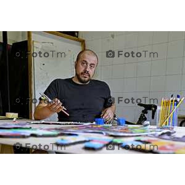 Tiziano Manzoni/LaPresse 7-6- 2025 Italia Cronaca Grassobio Bergamo Intervista all’artista Andrea Mastrovito