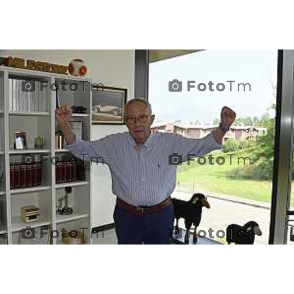 Tiziano Manzoni/LaPresse 21-5- 2025 Italia Cronaca BergamoMilestone di Valbrembo presenta il laboratorio mobile che in sette minuti prepara i tessuti sospetti di tumore per l\'esame del patologo.